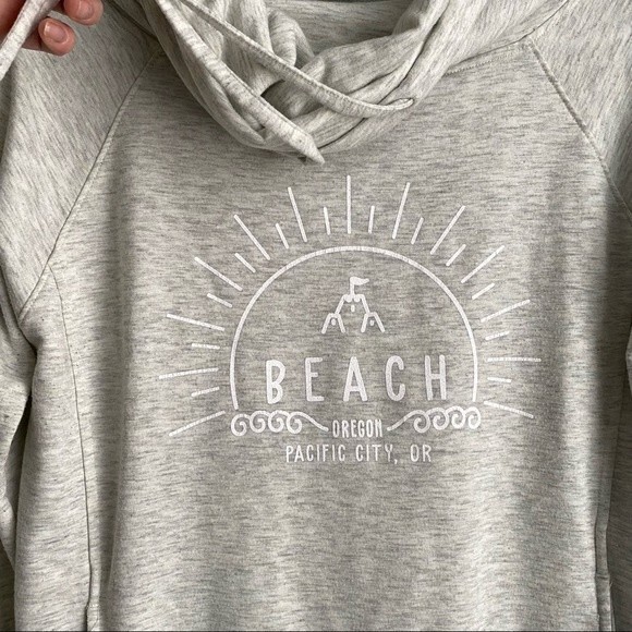 Oregon Coastal Hoodie Sweatshirt Pacific City, OR Oatmeal with Pockets Sz Medium - Picture 3 of 7